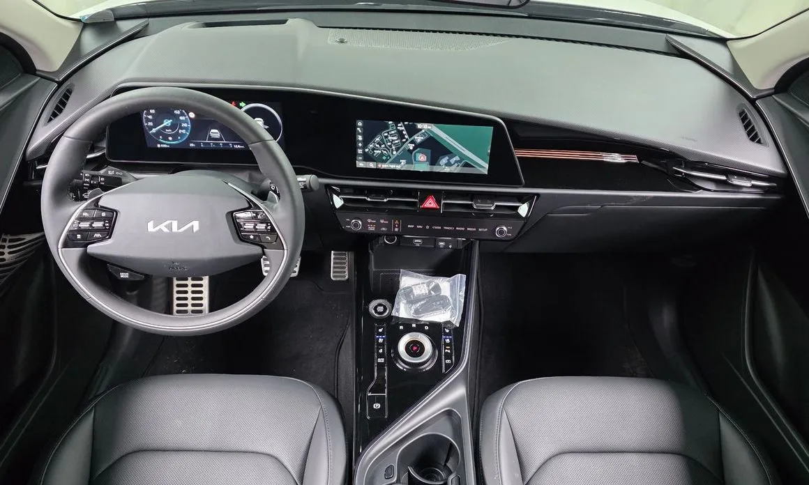 Kia Niro — фото 10