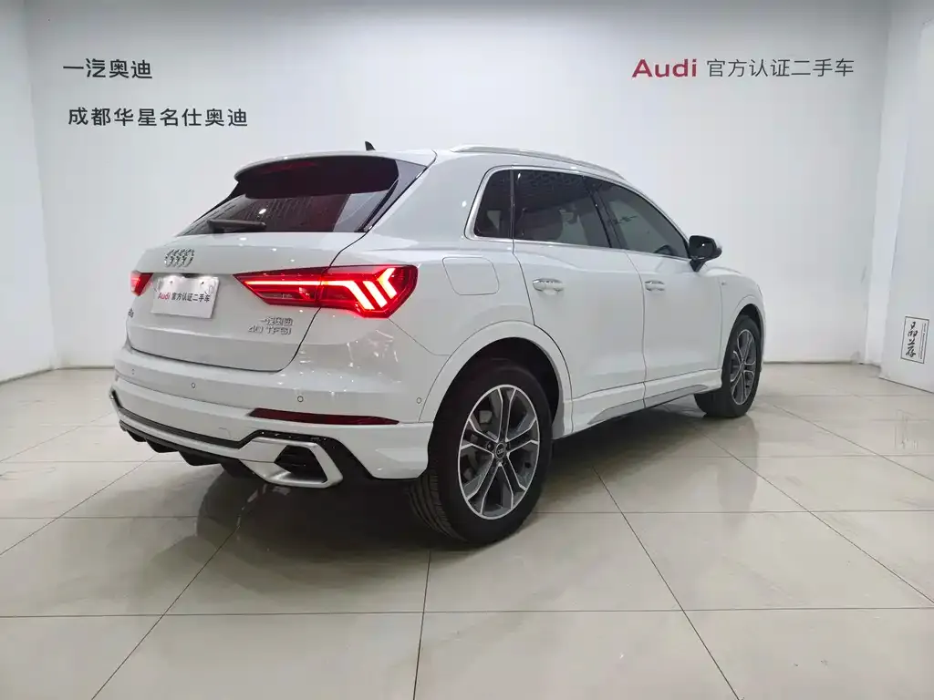 Audi Q3 — фото 6