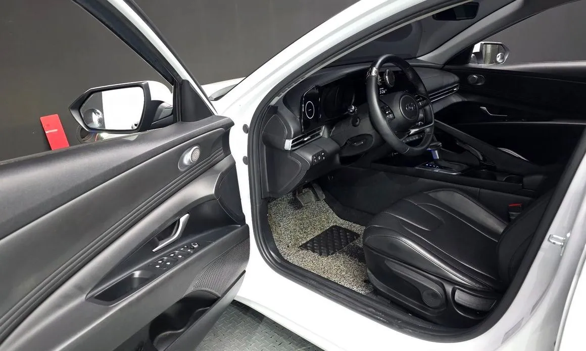 Hyundai AVANTE 2021 из KR, фото 7