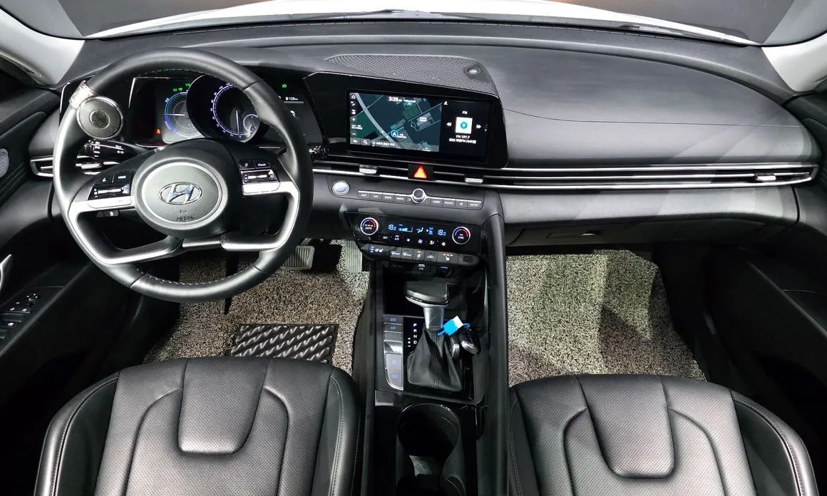 Hyundai AVANTE 2021 из KR, фото 10