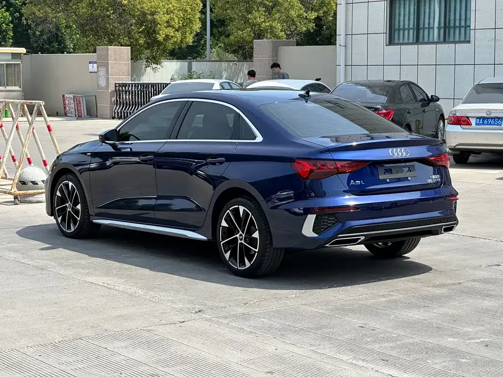 Audi A3 — фото 7