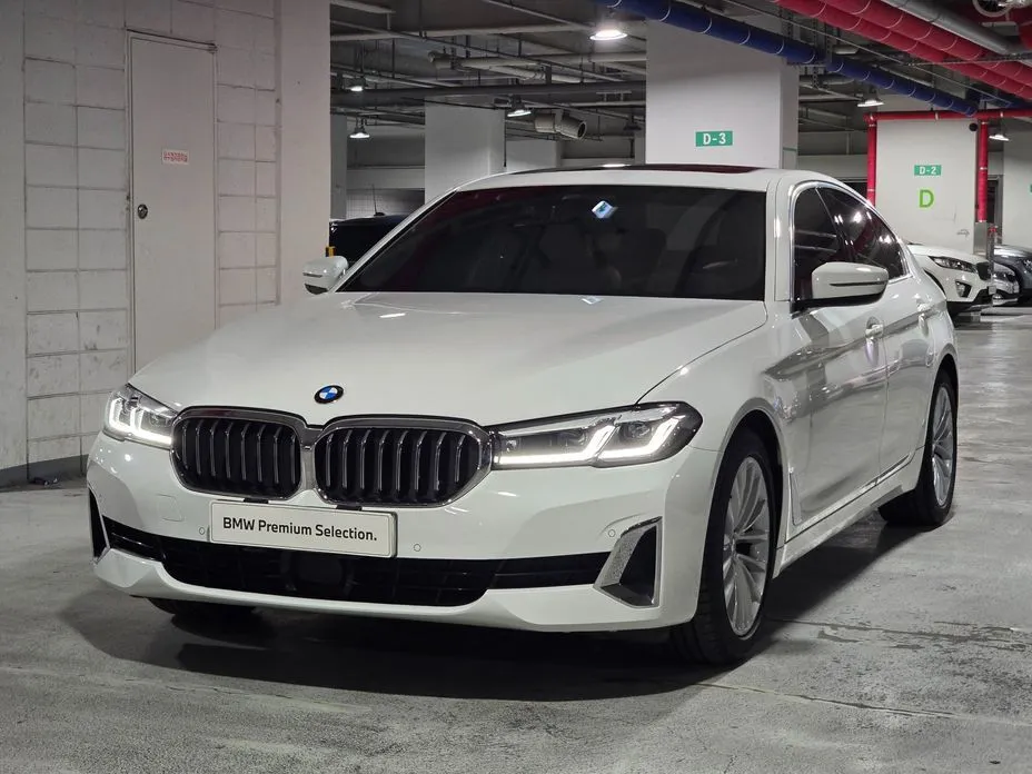BMW 5-Series — фото 1