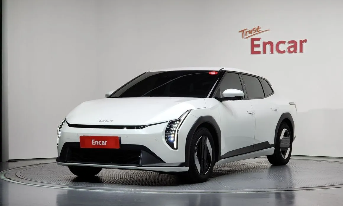 Kia EV4