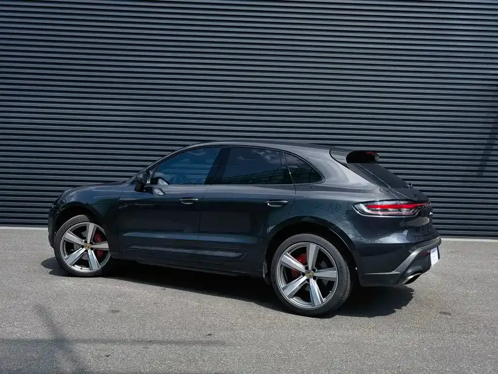 Porsche Macan — фото 9