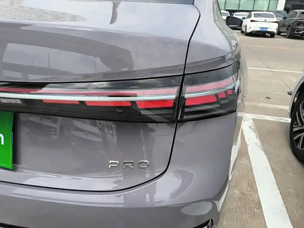 Volkswagen Passat — фото 2