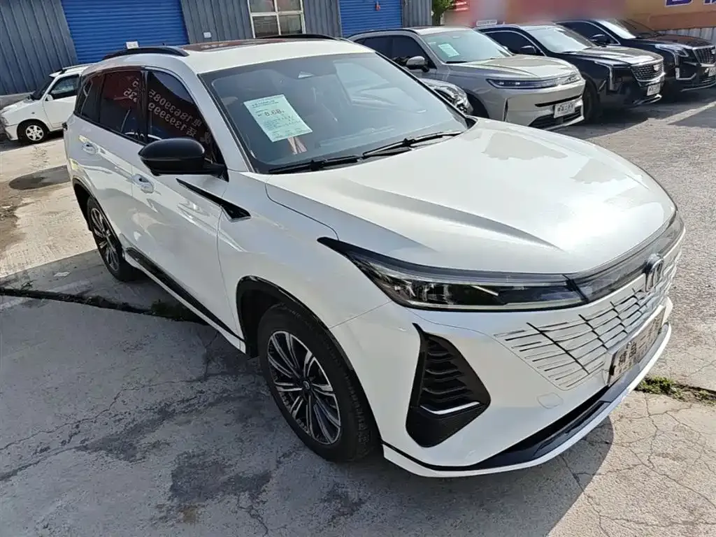 Changan CS75PLUS — фото 10