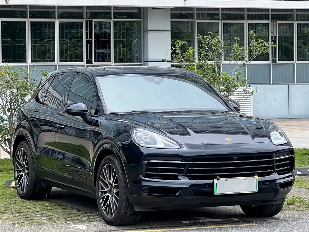Porsche Cayenne Hybrid — фото 9