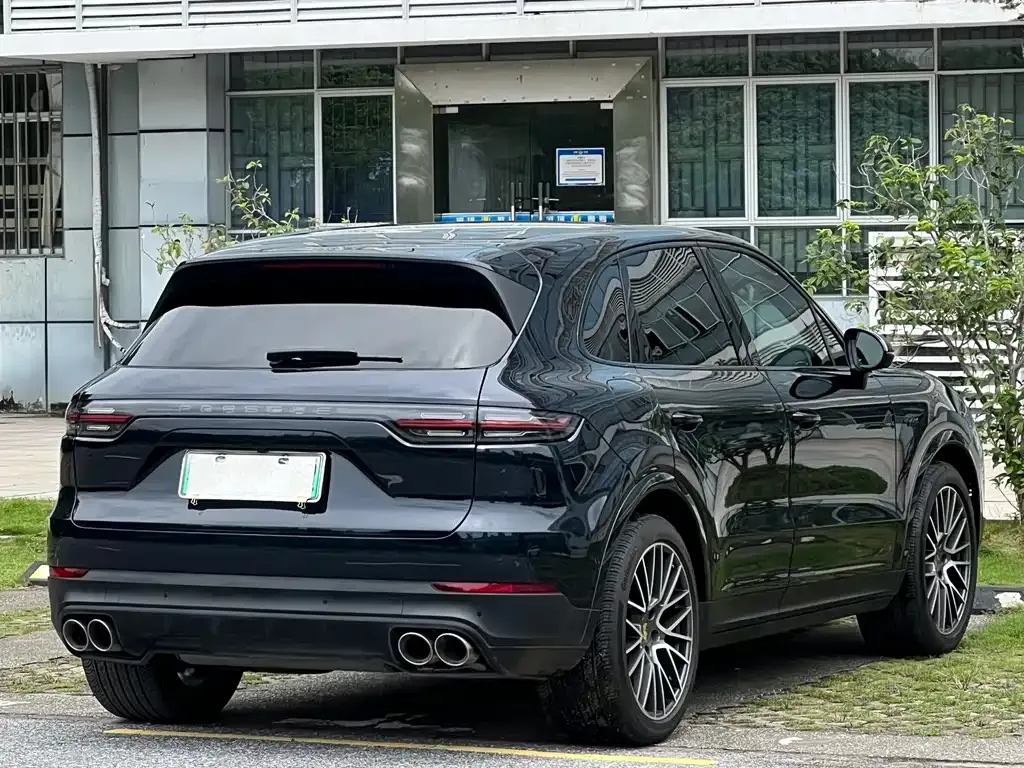 Porsche Cayenne Hybrid — фото 2