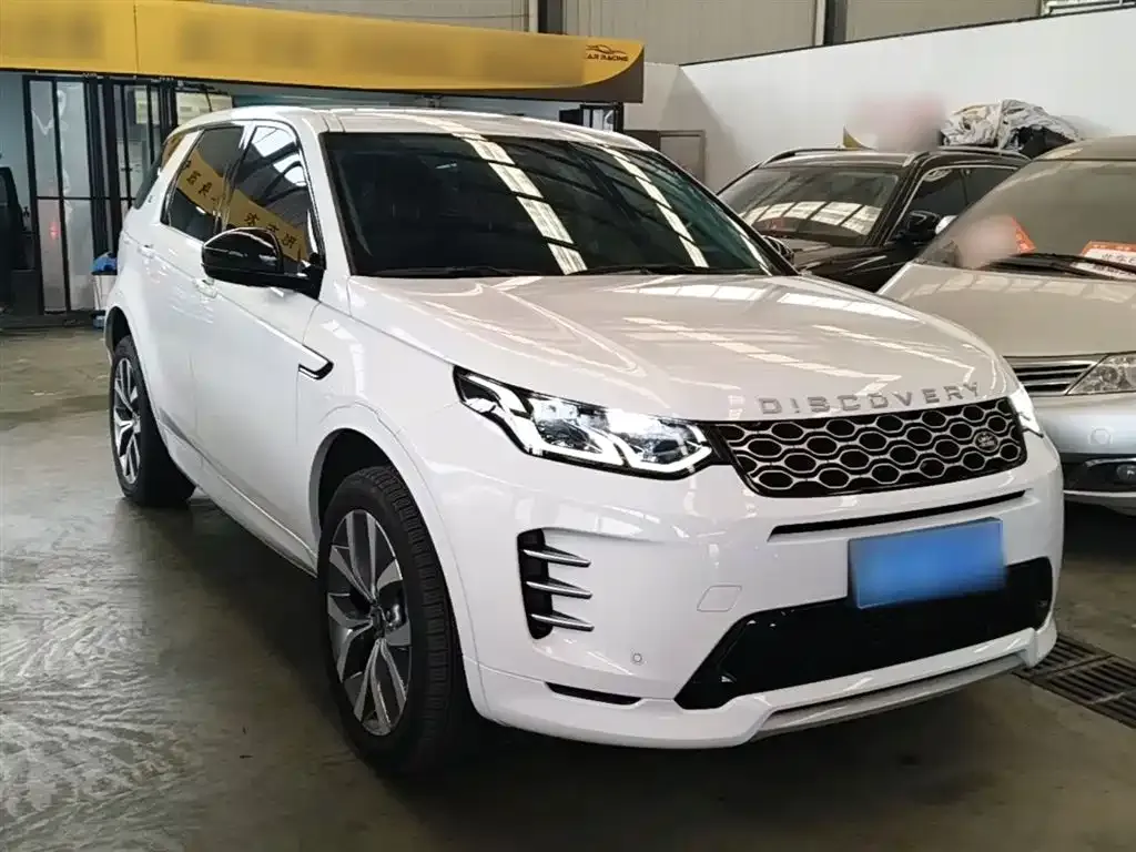 Land Rover Discovery Sport — фото 10