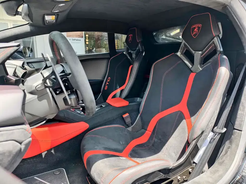 Lamborghini Huracan — фото 10