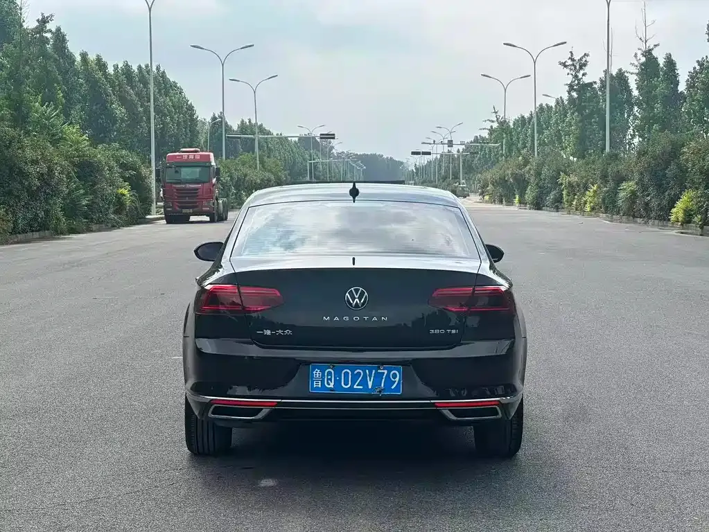 Volkswagen Magotan 2022 из CN, фото 6