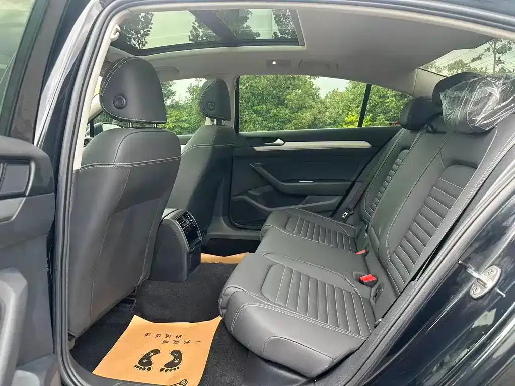 Volkswagen Magotan 2022 из CN, фото 5