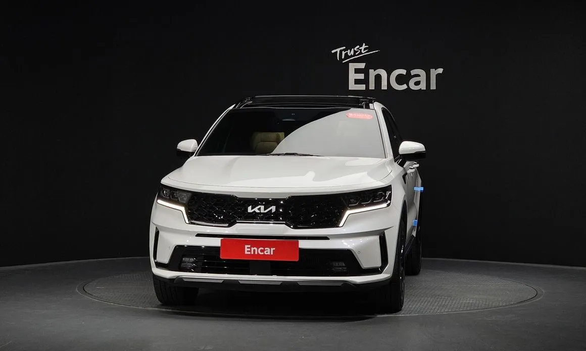 Kia Sorento — фото 6