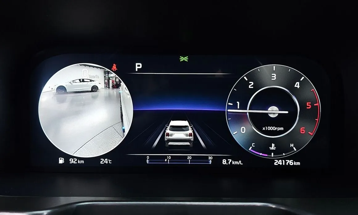 Kia Sorento — фото 7