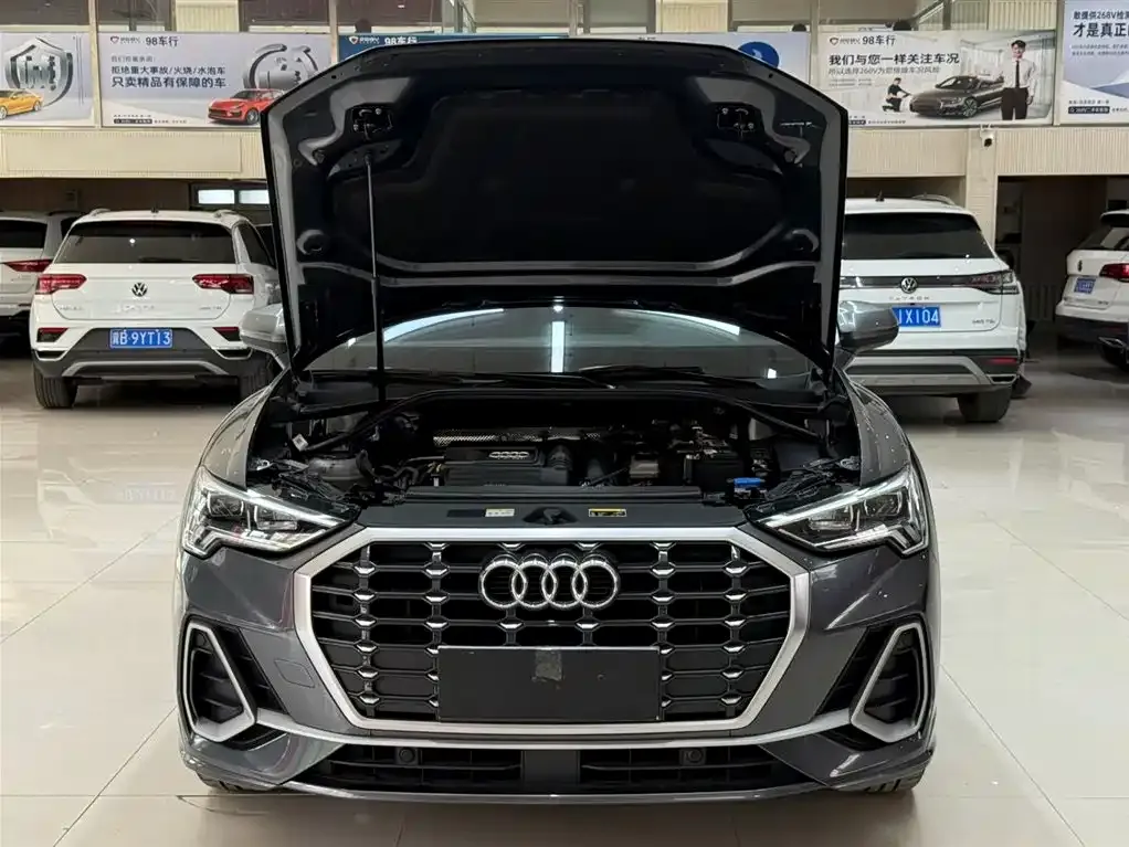 Audi Q3 — фото 4