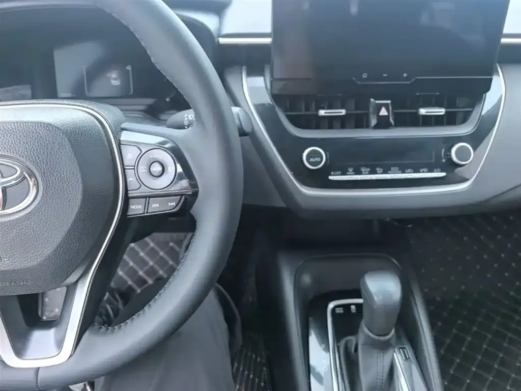 Toyota Corolla 2023 из CN, фото 6