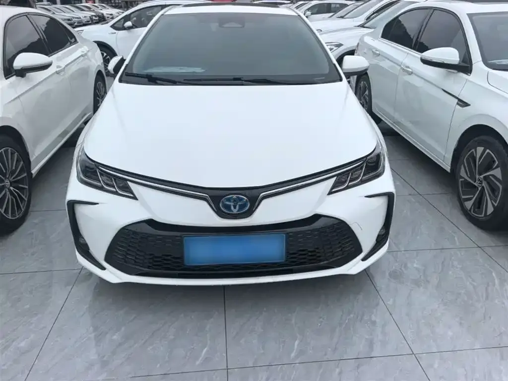 Toyota Corolla 2023 из CN, фото 3