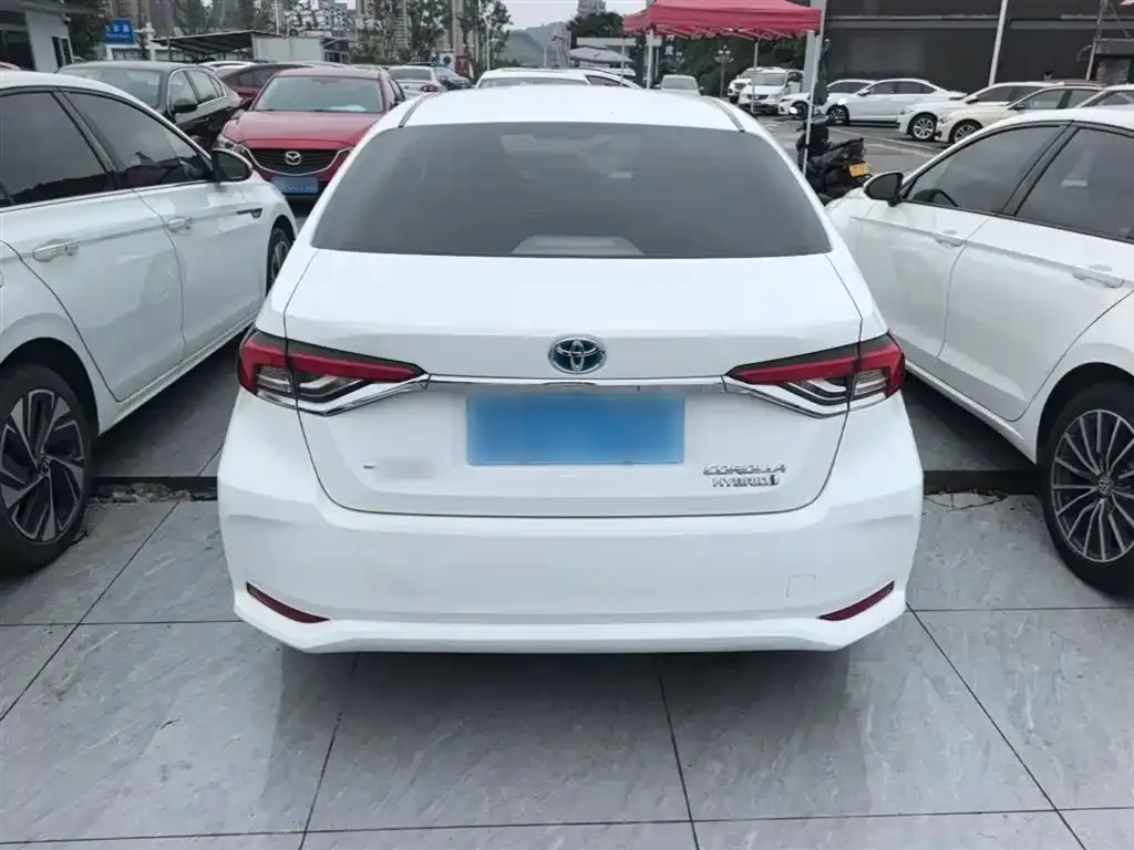 Toyota Corolla 2023 из CN, фото 7