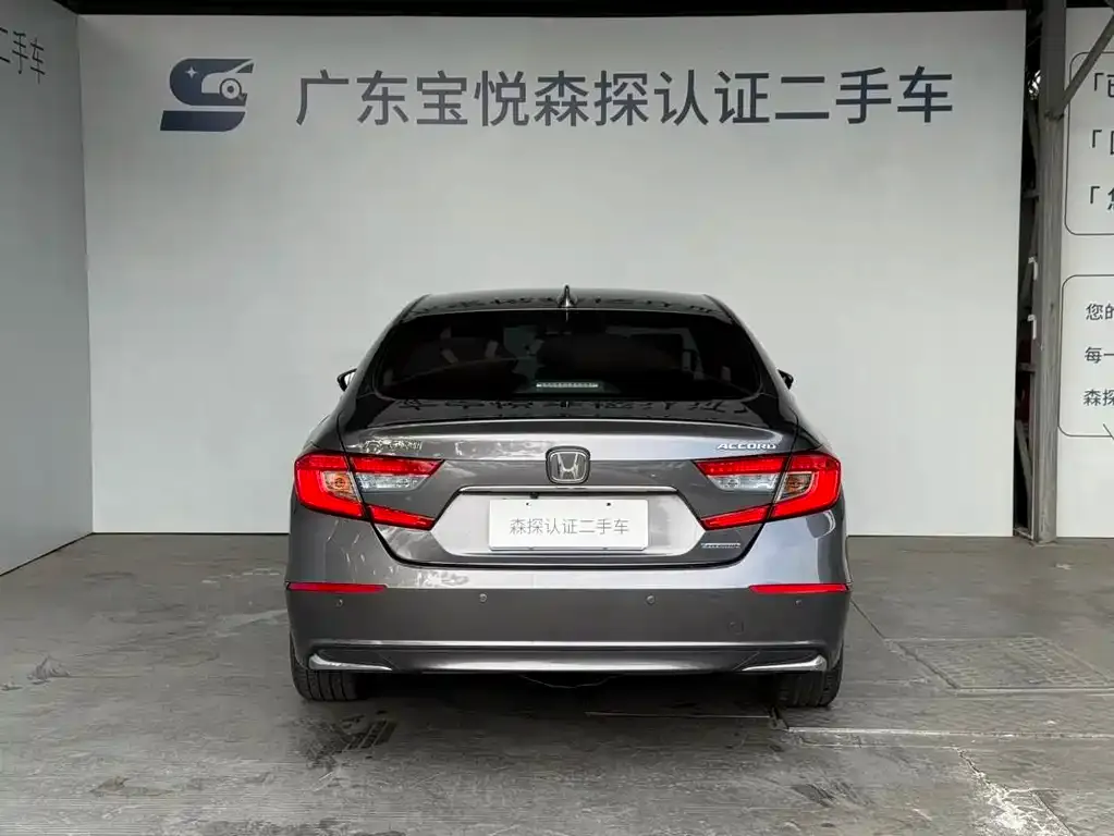 Honda Accord — фото 2