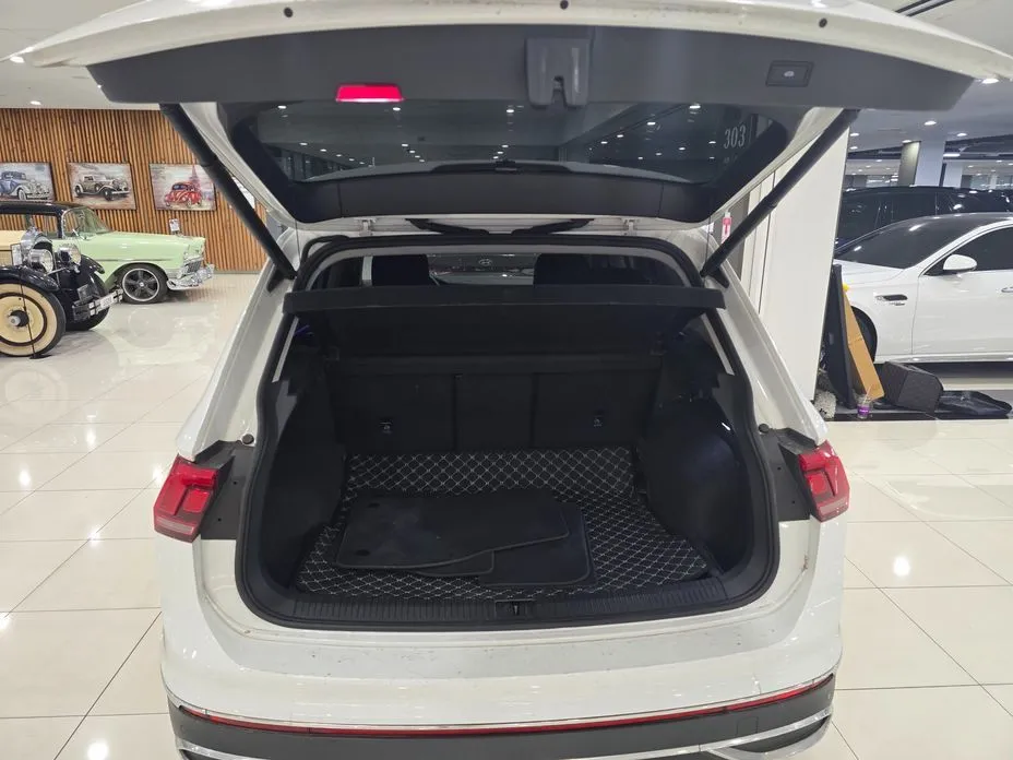 Volkswagen Tiguan 2022 из KR, фото 3