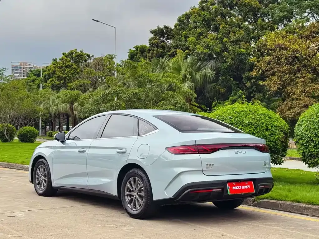 BYD Qin L — фото 7