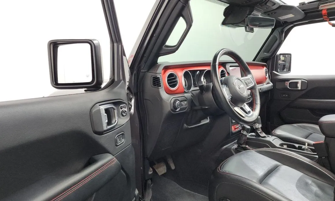 Jeep Wrangler — фото 7