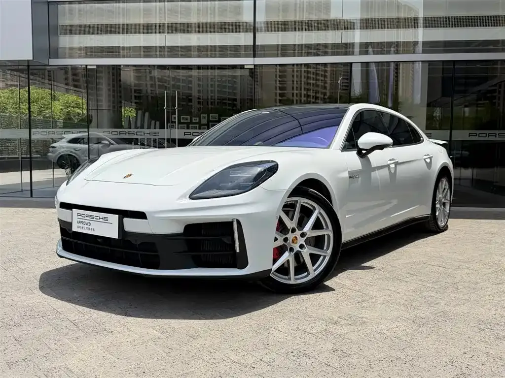 Porsche Panamera Hybrid — фото 1