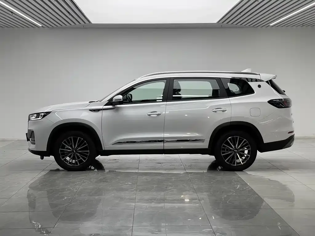 Chery Tiggo 8 PLUS — фото 10