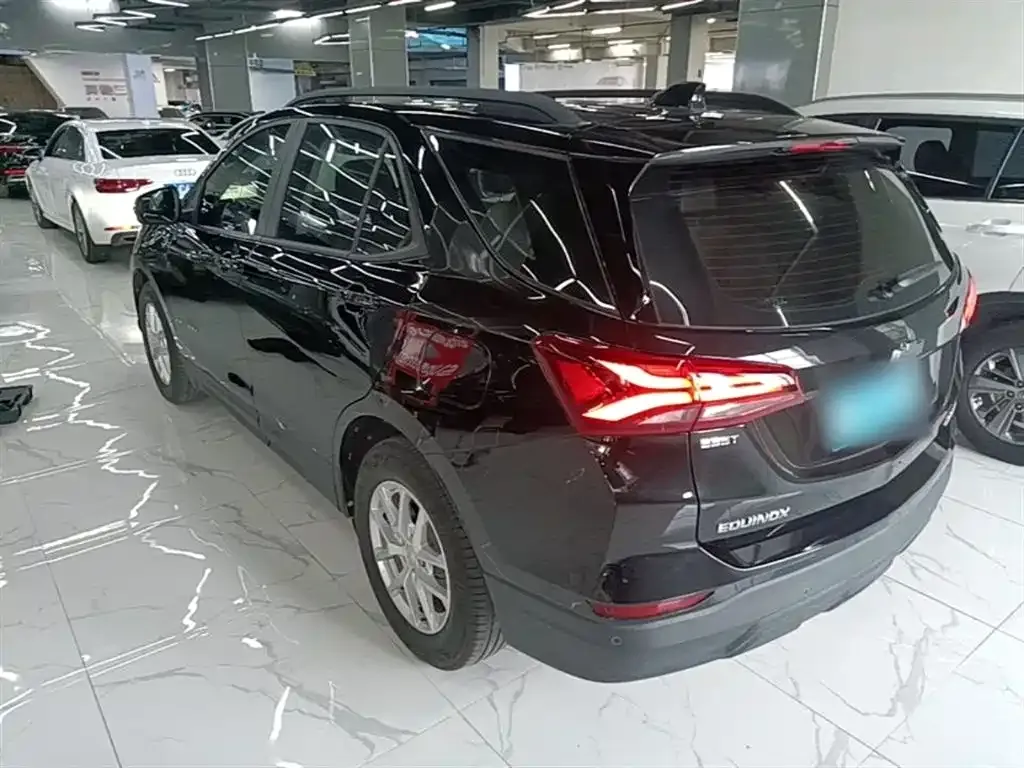 Chevrolet Equinox 2021 из CN, фото 10