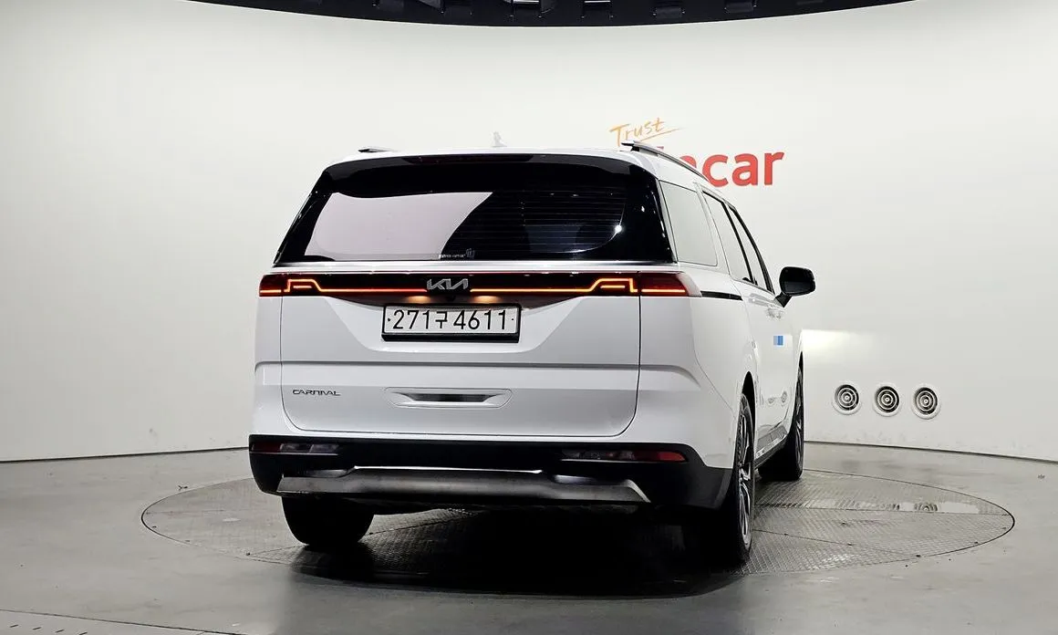 Kia Carnival 2023 из KR, фото 3