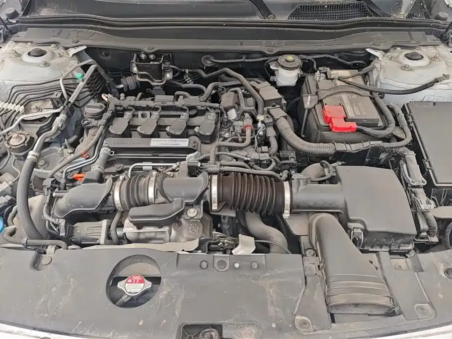 Honda Accord — фото 4