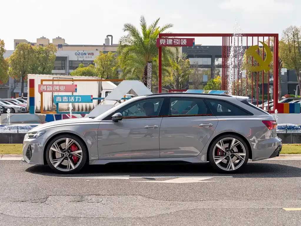 Audi RS 6 2021 из CN, фото 5