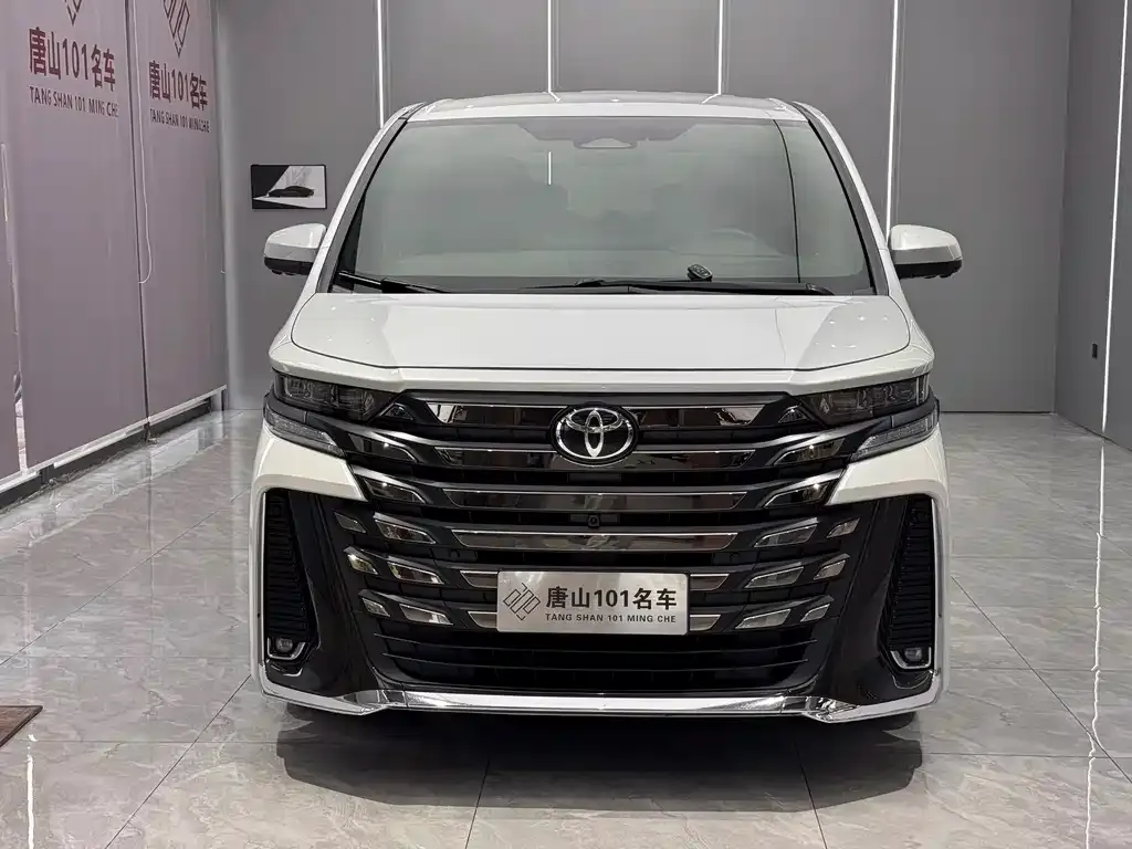Toyota Vellfire — фото 9