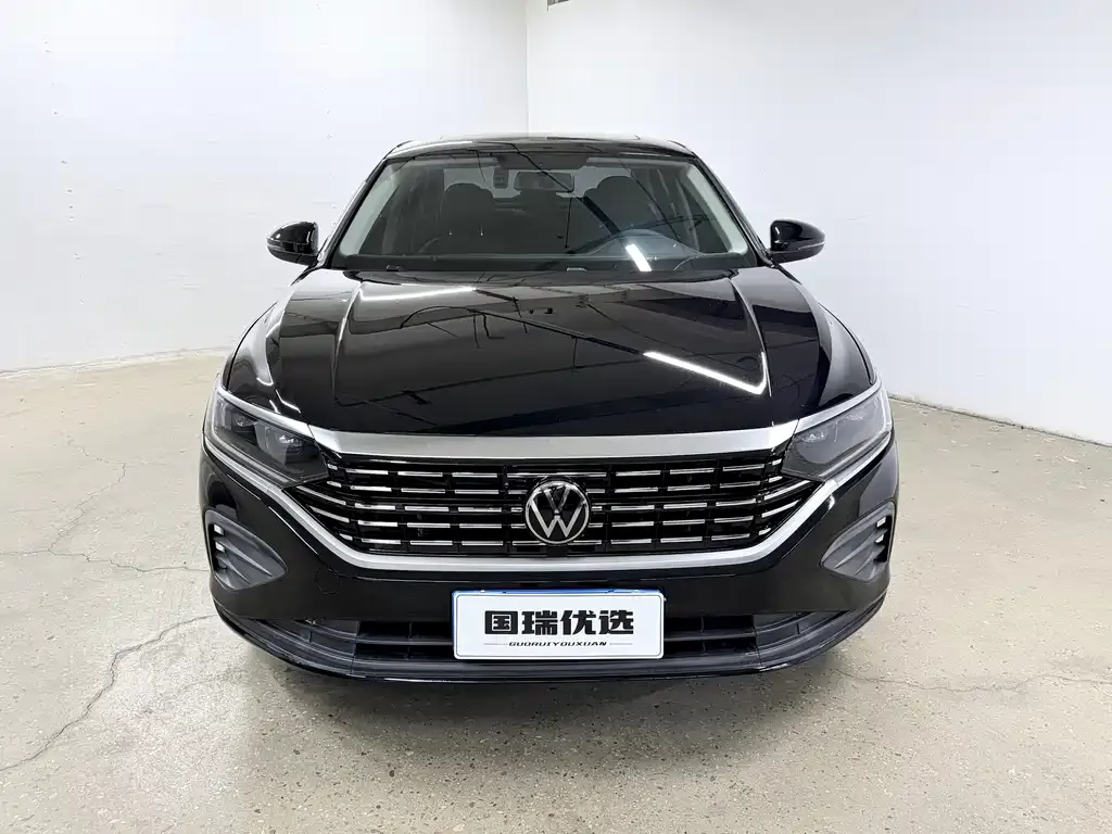 Volkswagen Passat — фото 8