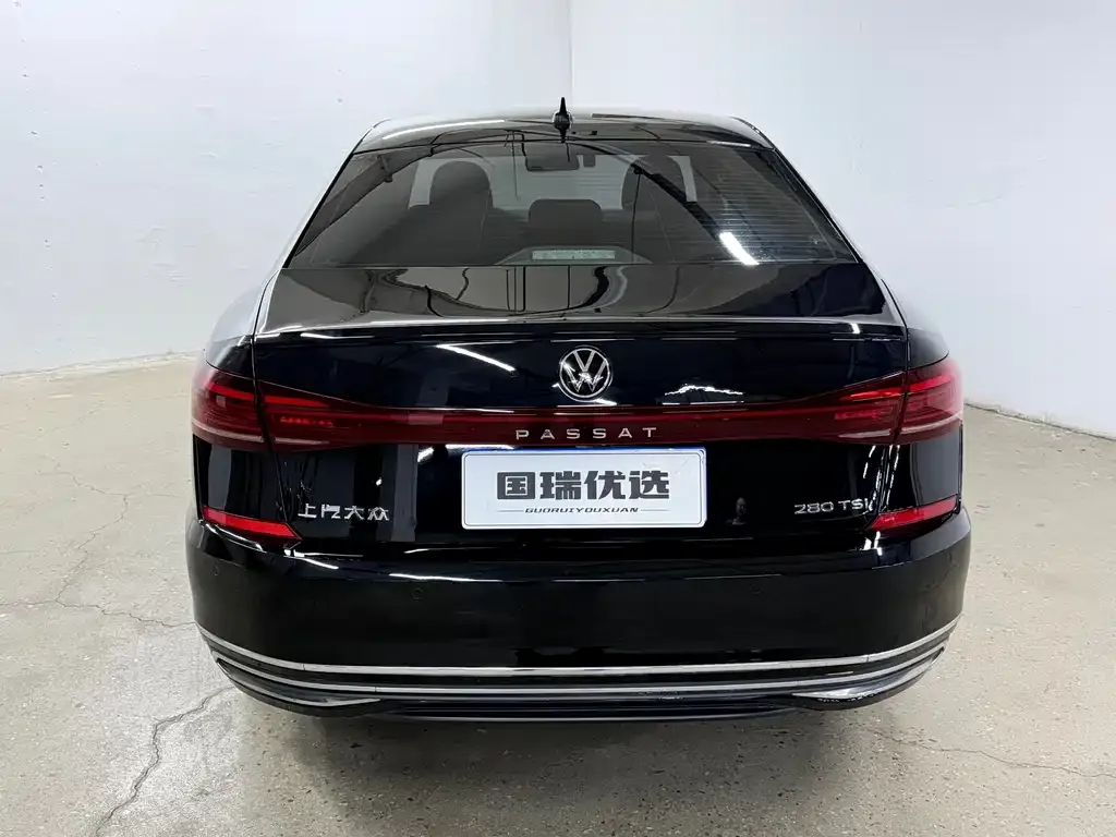 Volkswagen Passat — фото 2