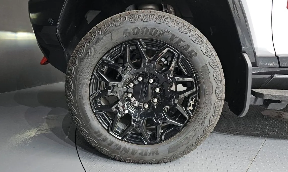 GMC Hummer EV 2025 из KR, фото 9