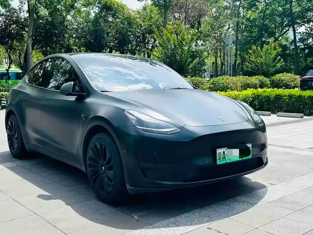 Tesla Model Y — фото 6