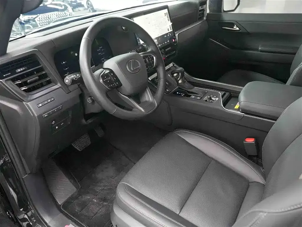 Lexus GX 2026 из CN, фото 9