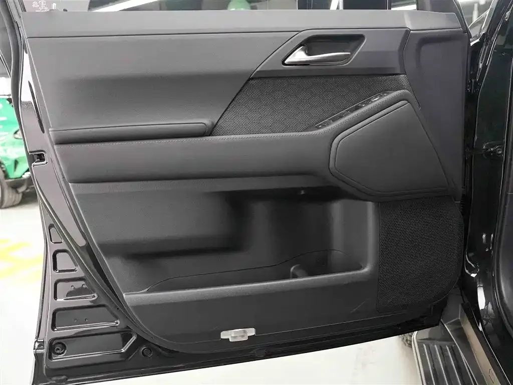 Lexus GX 2026 из CN, фото 10