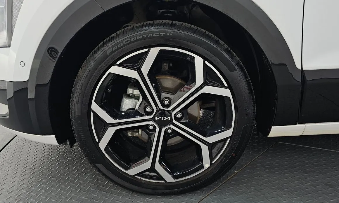 Kia Niro — фото 10