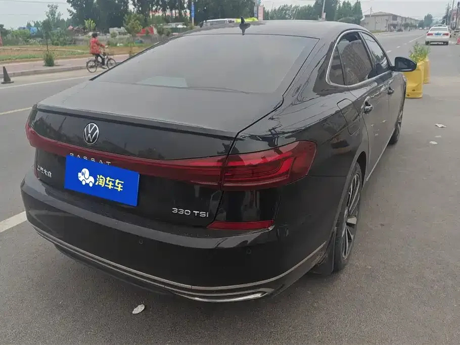Volkswagen Passat — фото 3