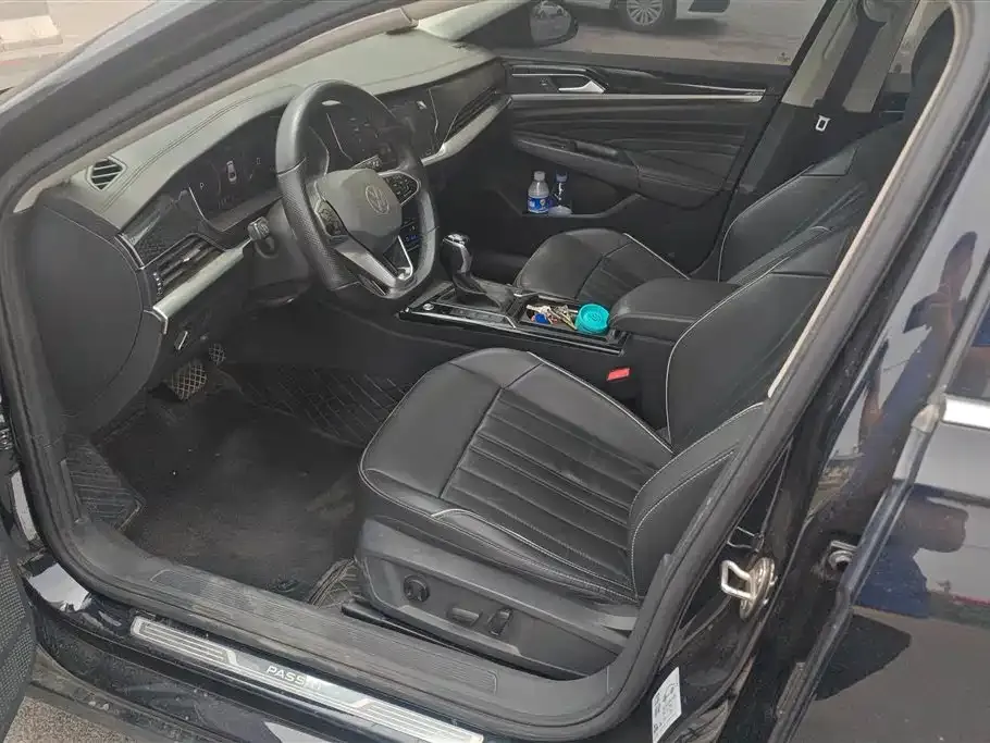 Volkswagen Passat — фото 6