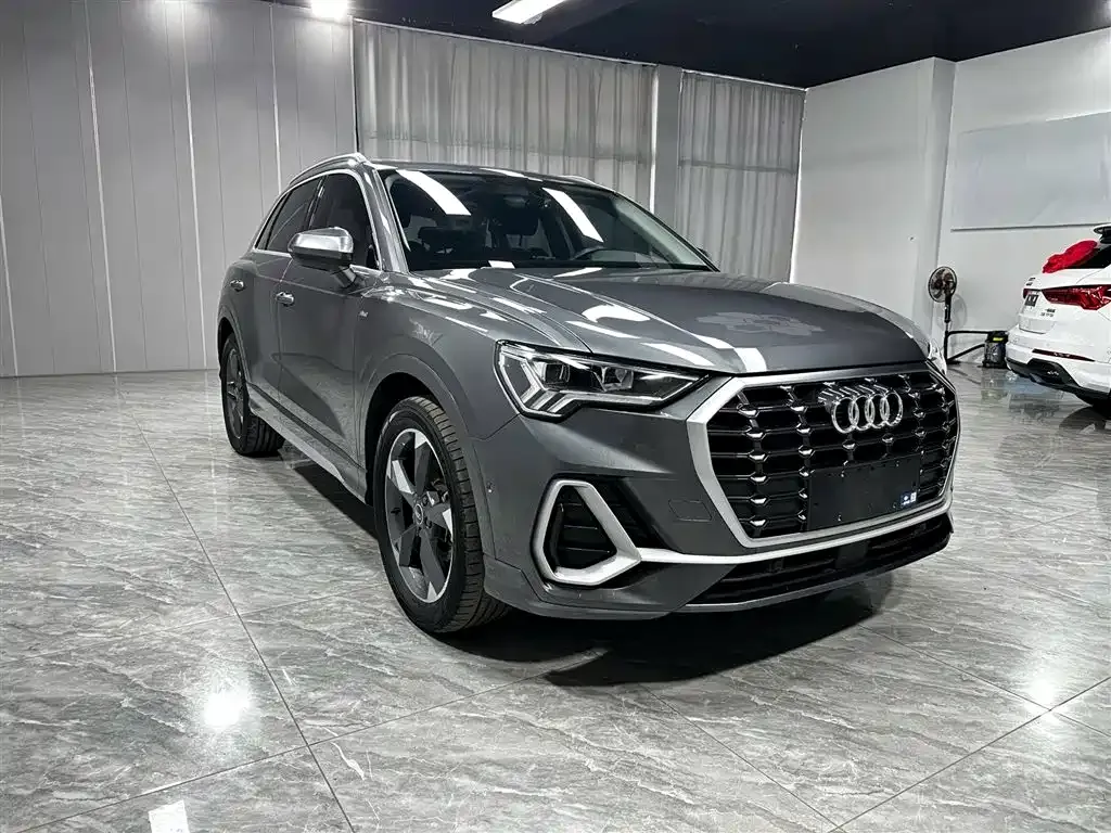 Audi Q3 — фото 7