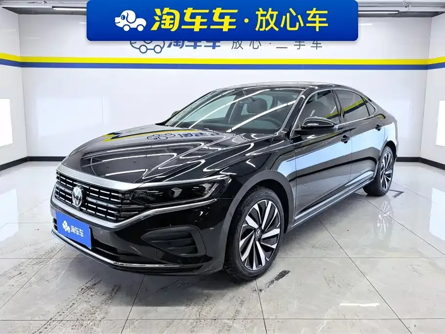 Volkswagen Passat — фото 1
