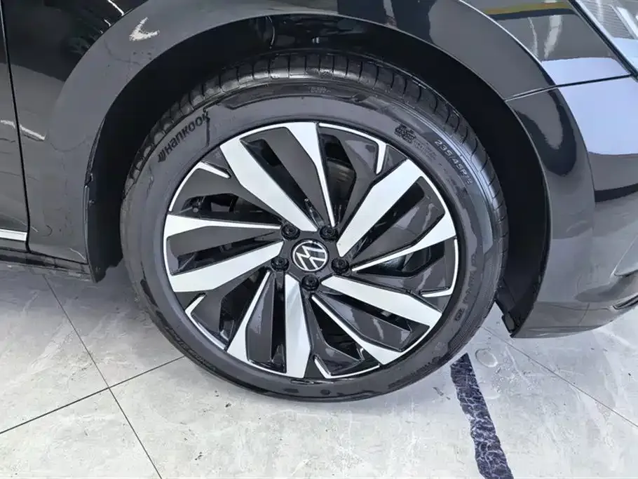 Volkswagen Passat — фото 6