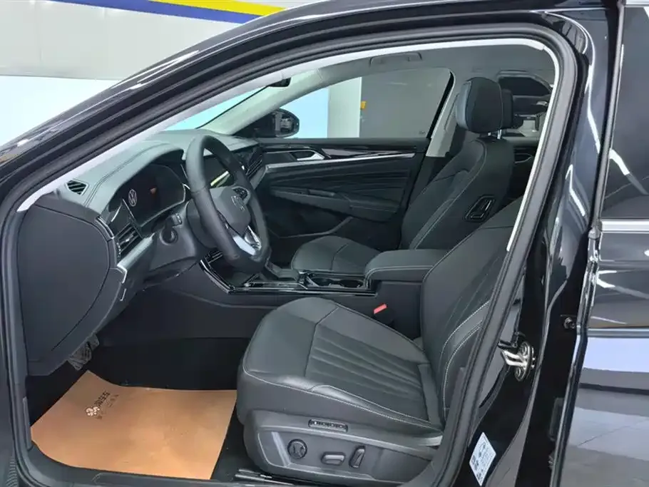 Volkswagen Passat — фото 8