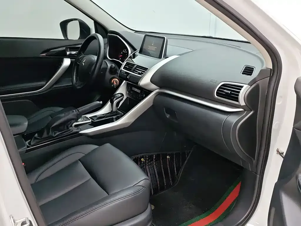Mitsubishi Eclipse Cross 2023 из CN, фото 10
