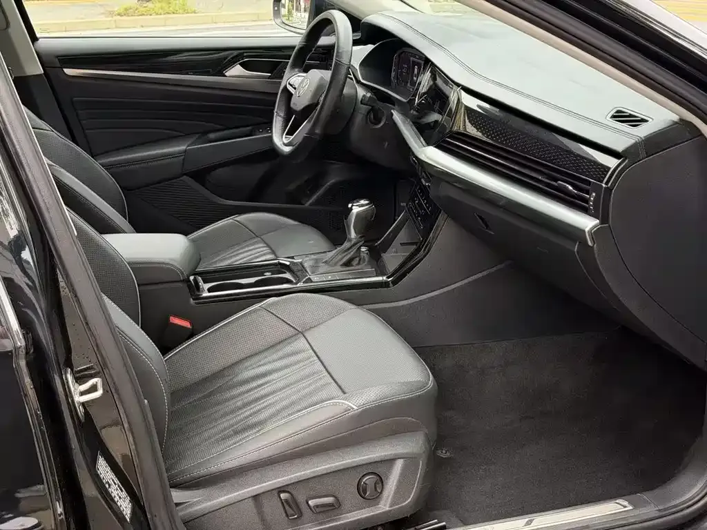 Volkswagen Passat — фото 2
