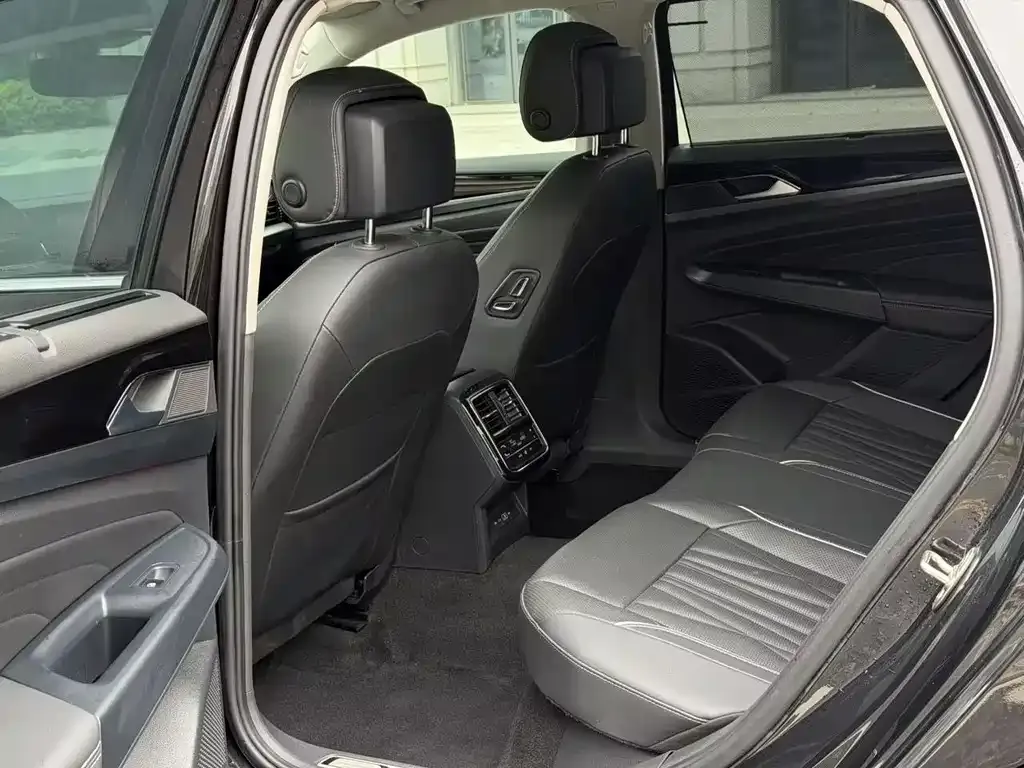 Volkswagen Passat — фото 3