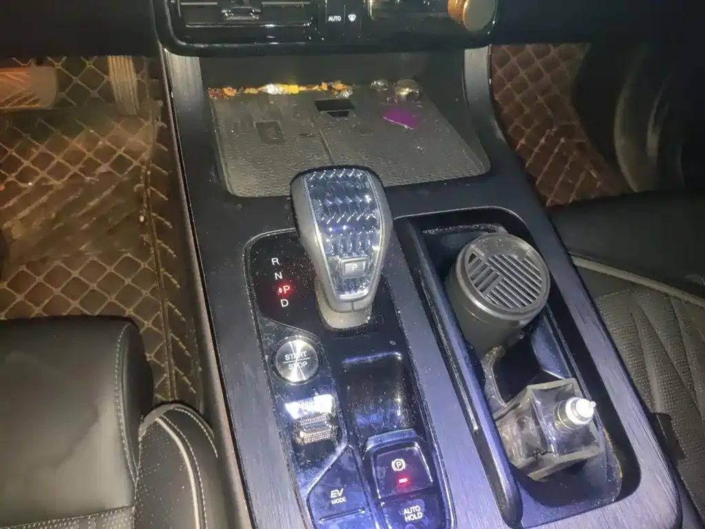 GAC Motor Trumpchi GS8 — фото 10